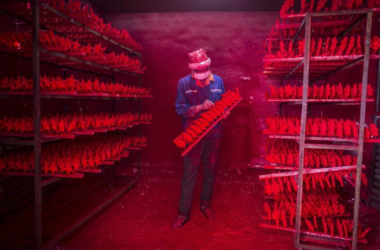 Как идет работа на китайских фабриках