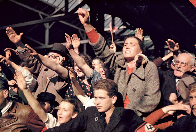 Нацистская Германия на цветных снимках