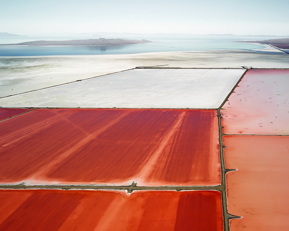 Соляные поля Австралии и Северной Америки с высоты птичьего полета