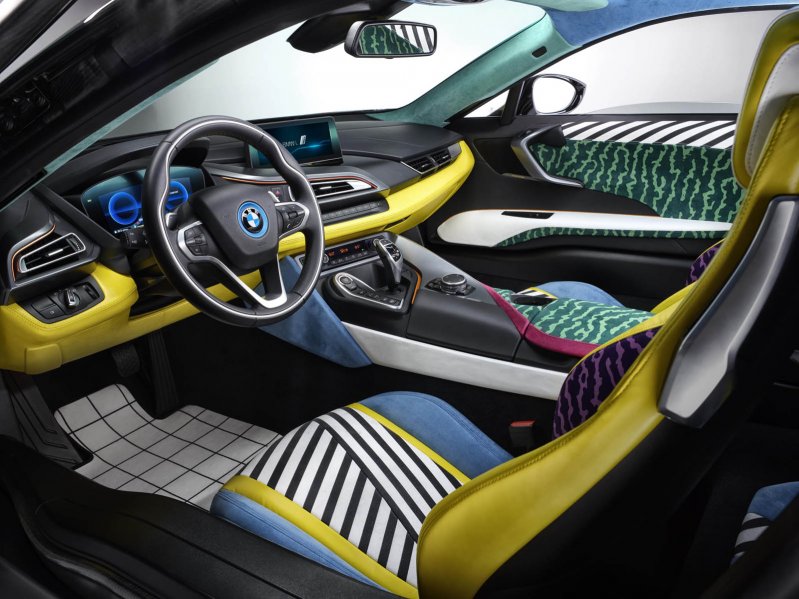 Особые BMW i3 и i8 посвятили дизайнерам мебели