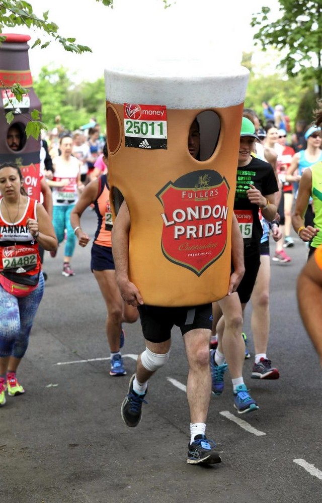 Странные наряды участников Лондонского марафона