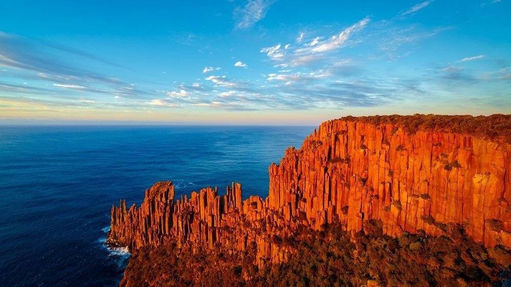 Удивительные долеритовые колонны на побережье Тасмании