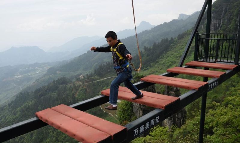 Китайский мост для любителей очень острых ощущений
