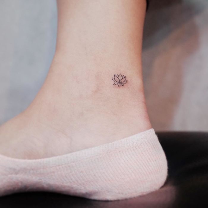 Микроскопические изящные татуировки, которые не заметит даже твоя мама