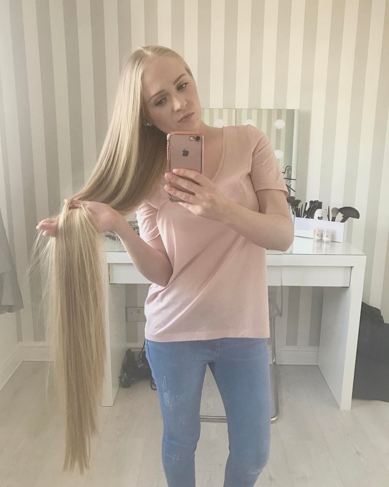 Британская Рапунцель отращивала волосы 17 лет