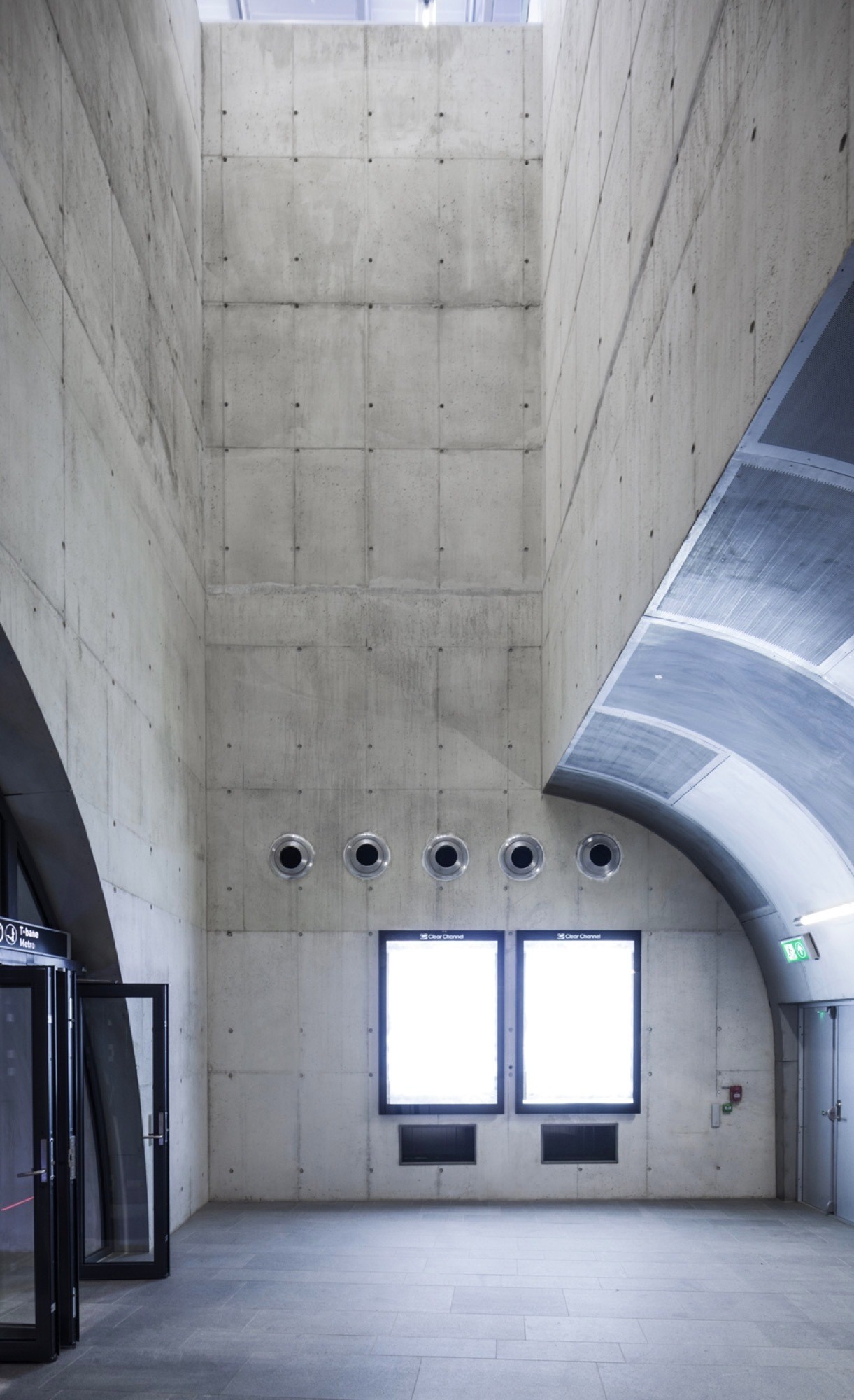 Индустриальный дизайн станции метро в Осло