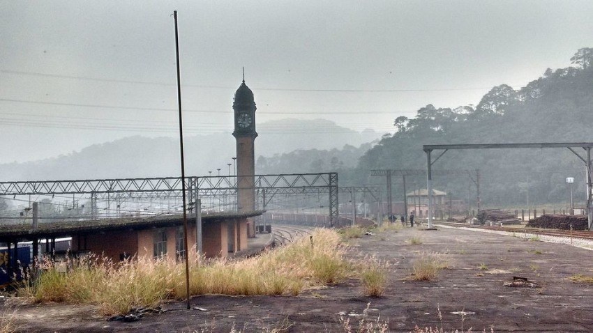 В бразильских джунглях ржавеют остатки британской железной дороги