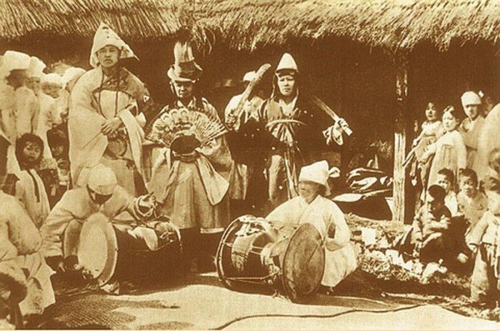 Поразительные атрибуты шаманов разных культур