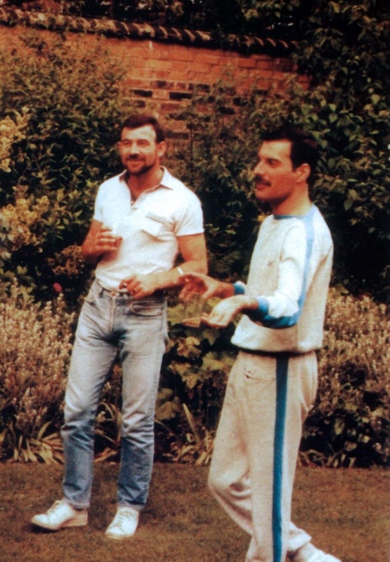 Личные фотографии Фредди Меркьюри и его близкого друга в конце 1980-х