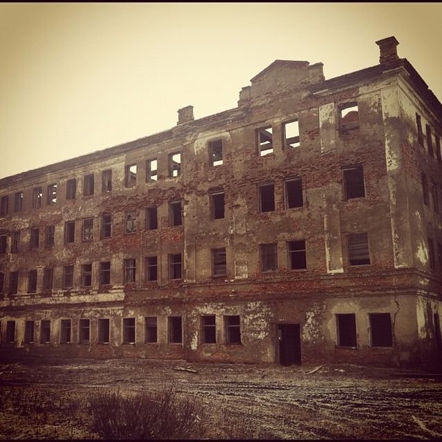 Заброшенный воркутинский поселок Хальмер-Ю
