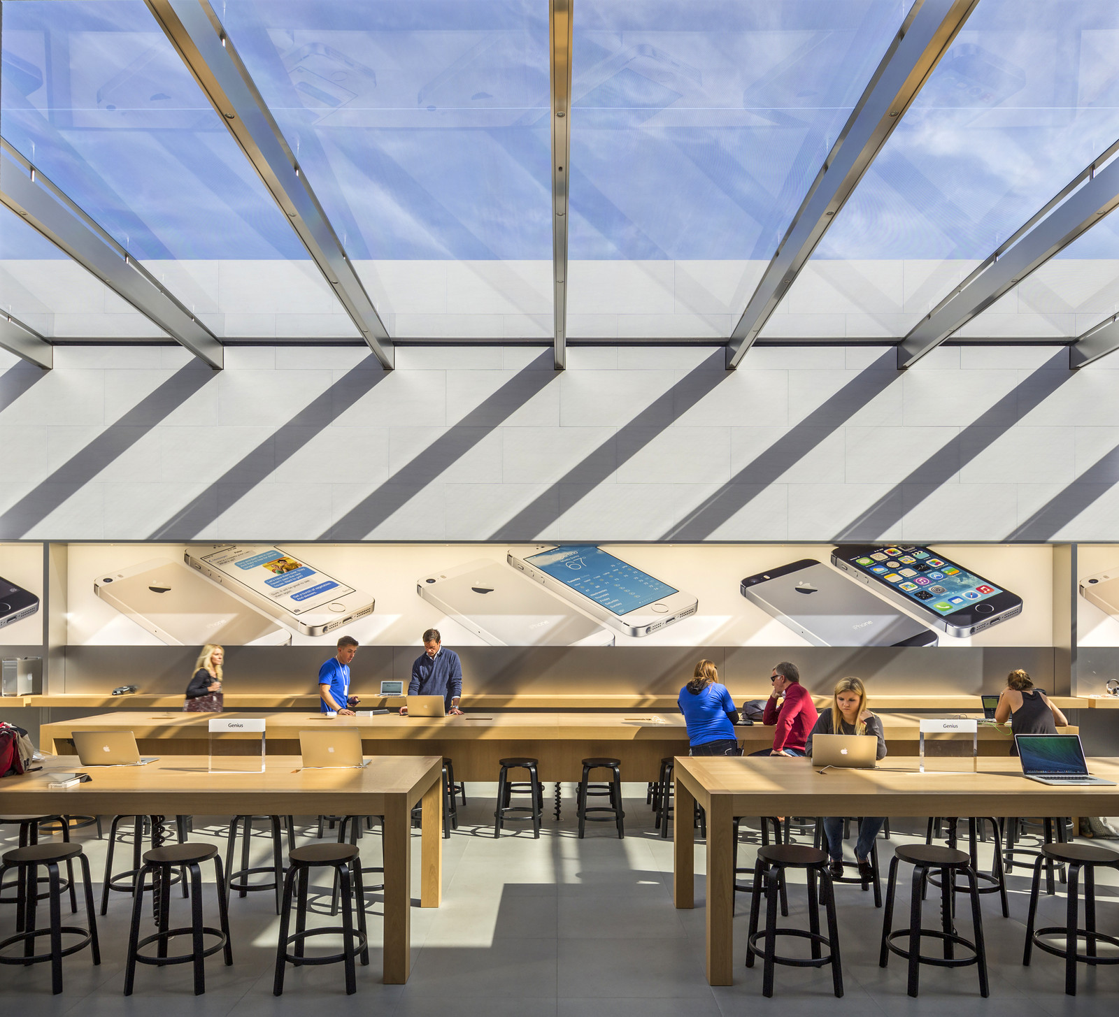 Новый магазин Apple в Калифорнии
