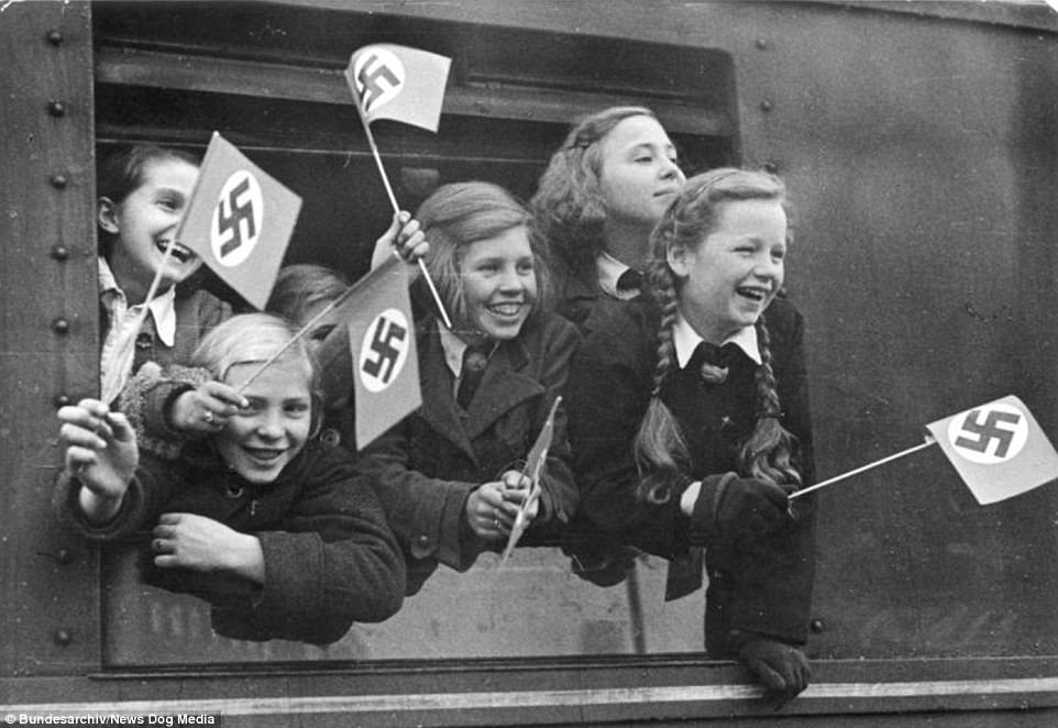 Фотофакты времен нацистской Германии