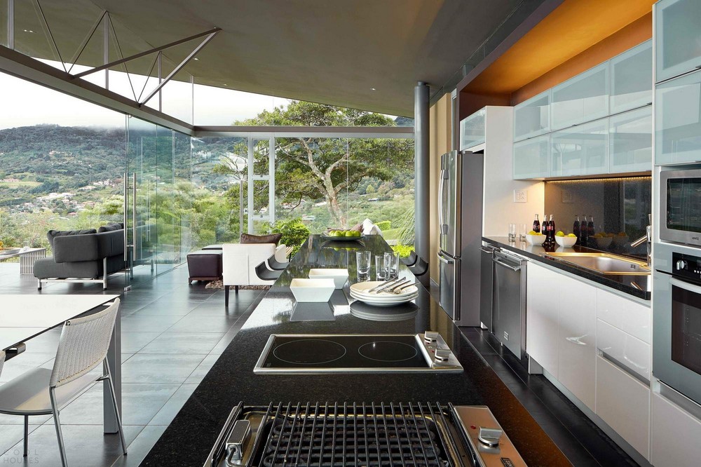 Потрясающий стеклянный дом в Коста-Рике