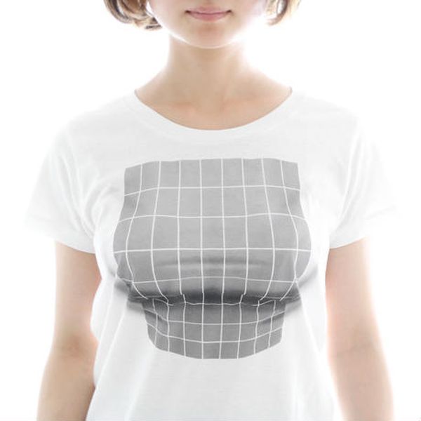 Женская футболка с эффектом большого бюста