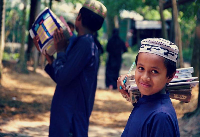 Как живется ребятне в детских домах Бангладеш