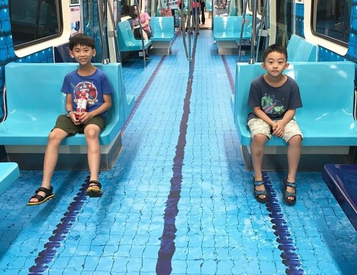 Спортивные вагоны в тайваньском метро