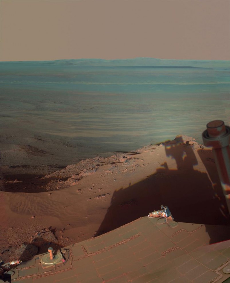 Фотографии Марса, сделанные роботами за 20-летнюю историю изучения