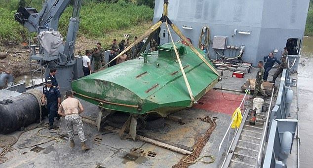 Подводная лодка колумбийских наркоторговцев