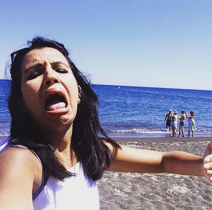 Девушка одна провела медовый месяц в Греции