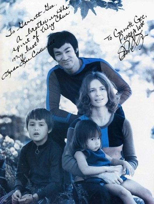 Фотографии из семейного альбома Брюса Ли