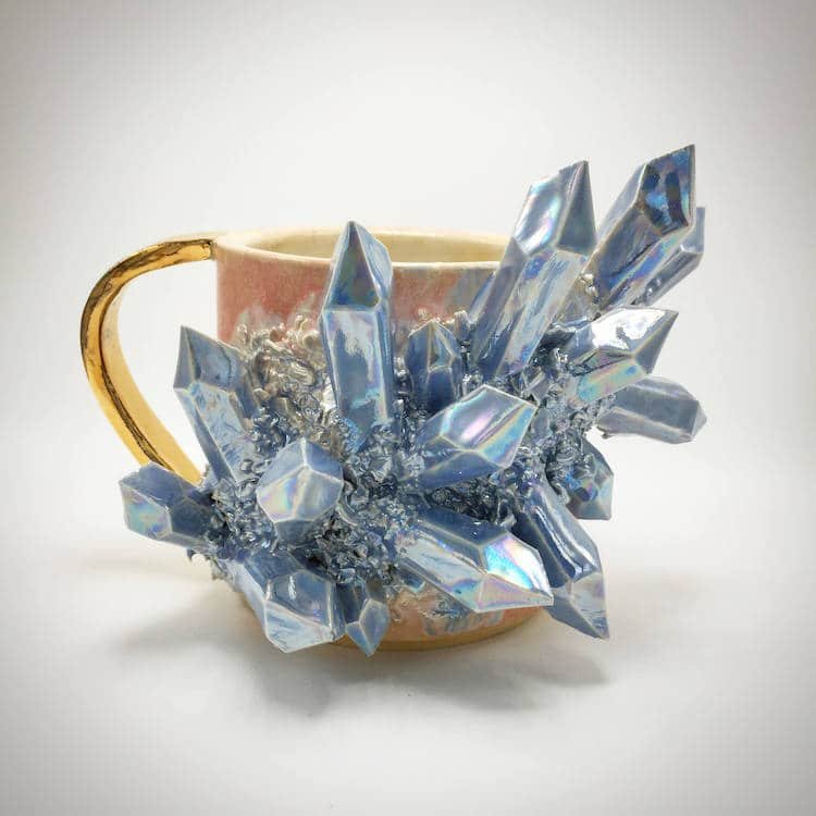 Керамическая посуда с кристаллами от Коллина Линча
