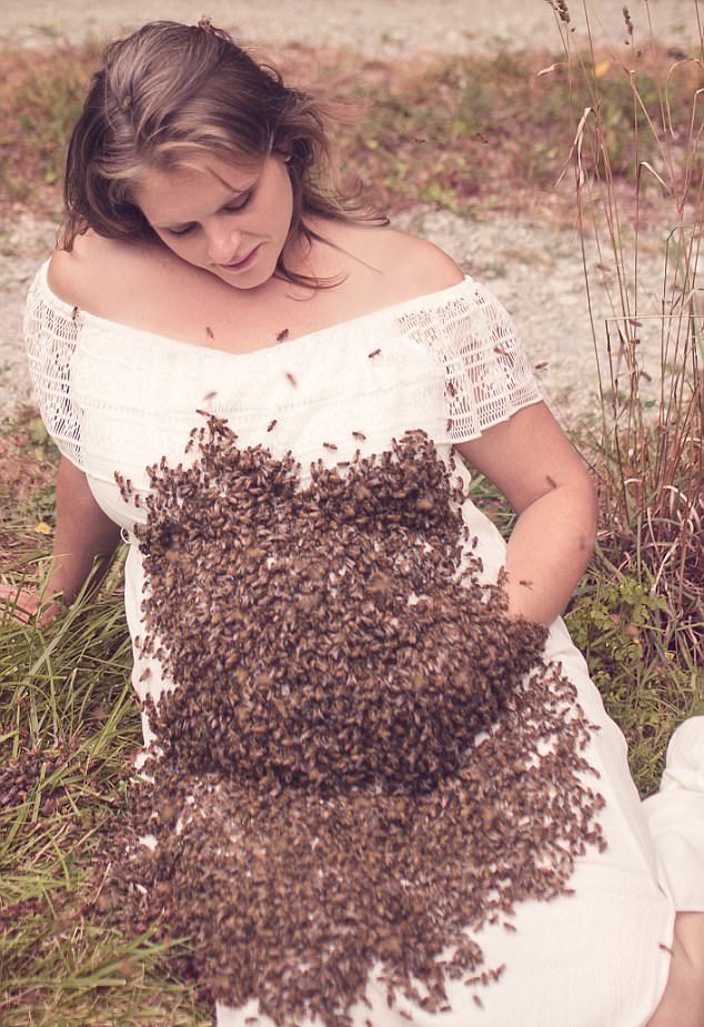 Беременная девушка устроила фотосессию с роем пчёл