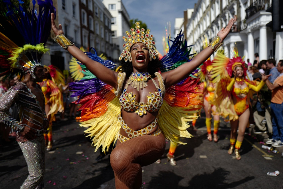 Карнавал на улицах лондонского района Ноттинг-Хилл