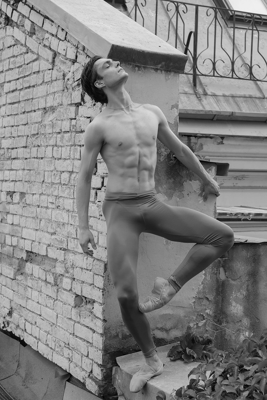 Танцоры Большого театра Москвы на снимках Куртиса Ллойда