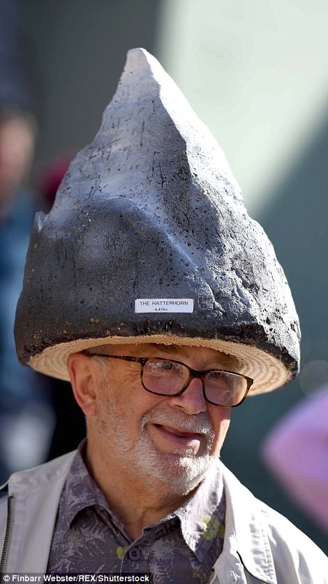 Фестиваль шляп в Англии