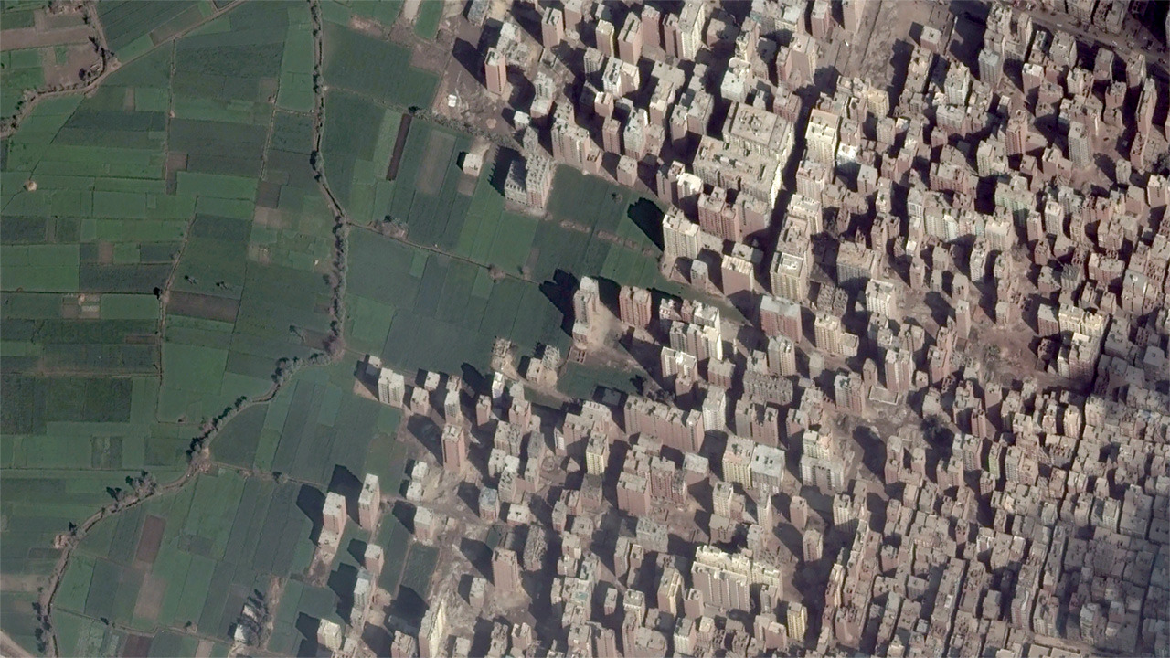 Изображения разных уголков Земли из Google Earth 2017