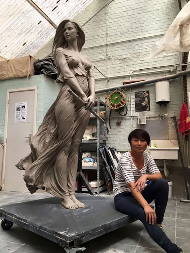 Восхитительные скульптуры женщин от китайской художницы