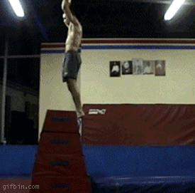Фейлы гимнастов и акробатов в гифках