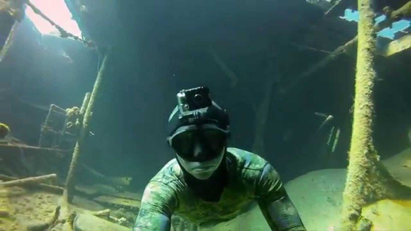 Подводные селфи все более популярны