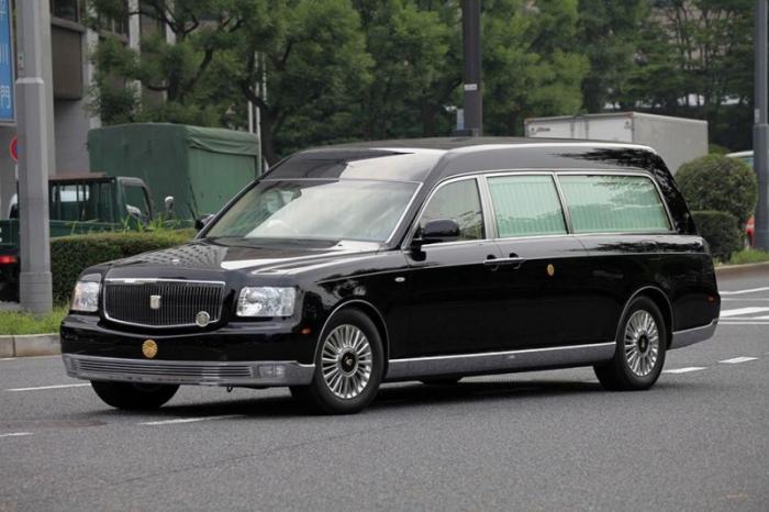 История самого роскошного автомобиля Японии