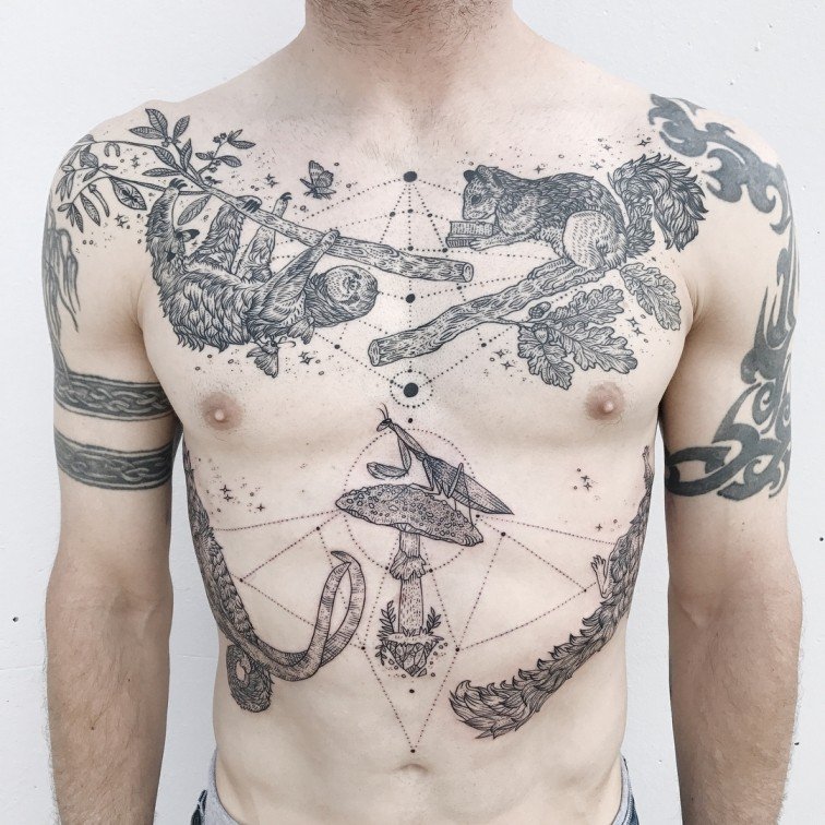 Природа и космос в татуировках от Пони Рейнхардт