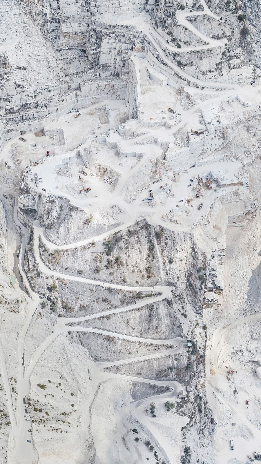 Добыча Каррарского мрамора с высоты от Бернхарда Ланга