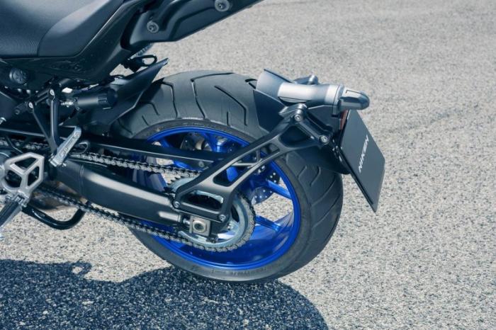 Трехколёсный мотоцикл Yamaha Niken