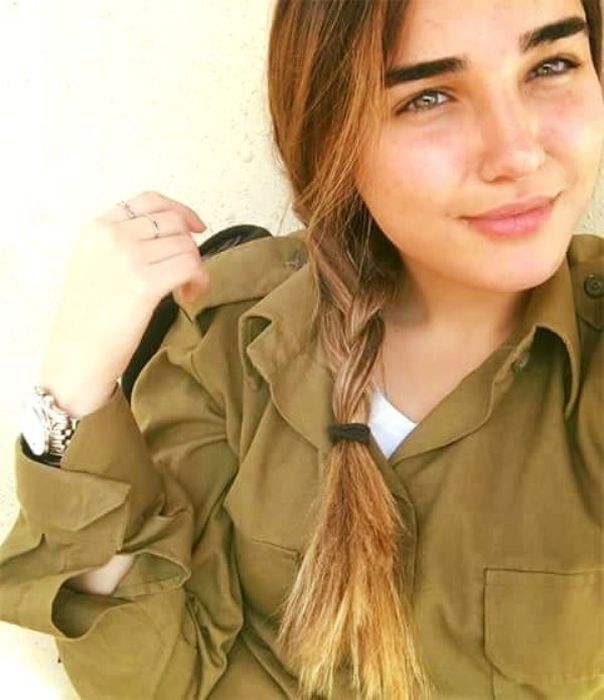 Красивые девушки в израильской армии