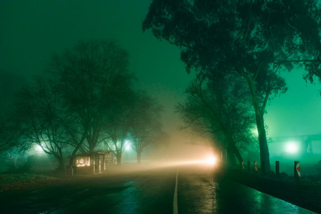 Ночные города в неоновом свете на снимках Эльзы Бледа