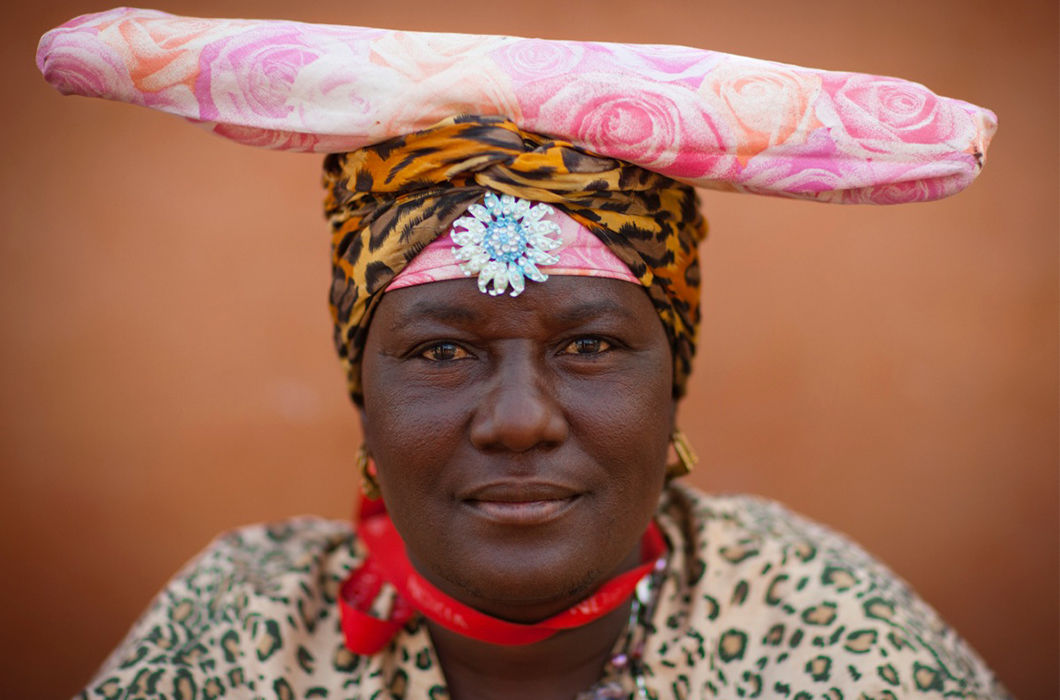 Жизнь намибийских племен от Эрика Лафорга