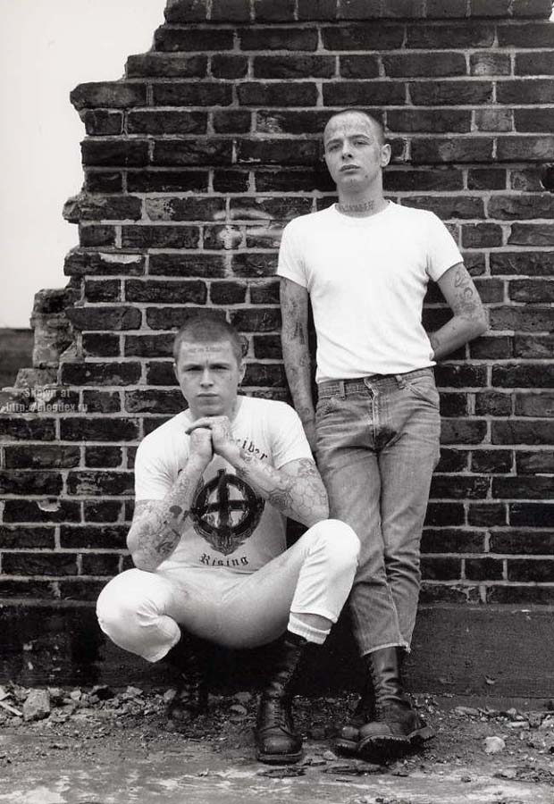 Представители молодежных субкультур Англии 1970-1990-х годов