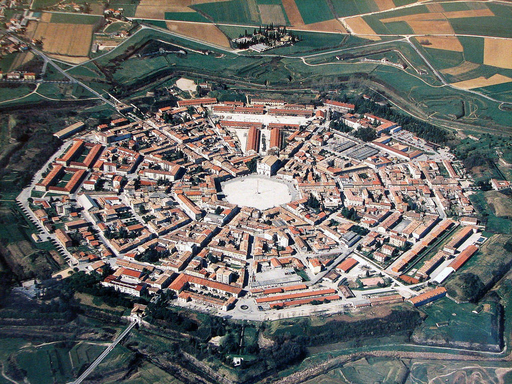 Пальманова — звездный город-крепость в Италии