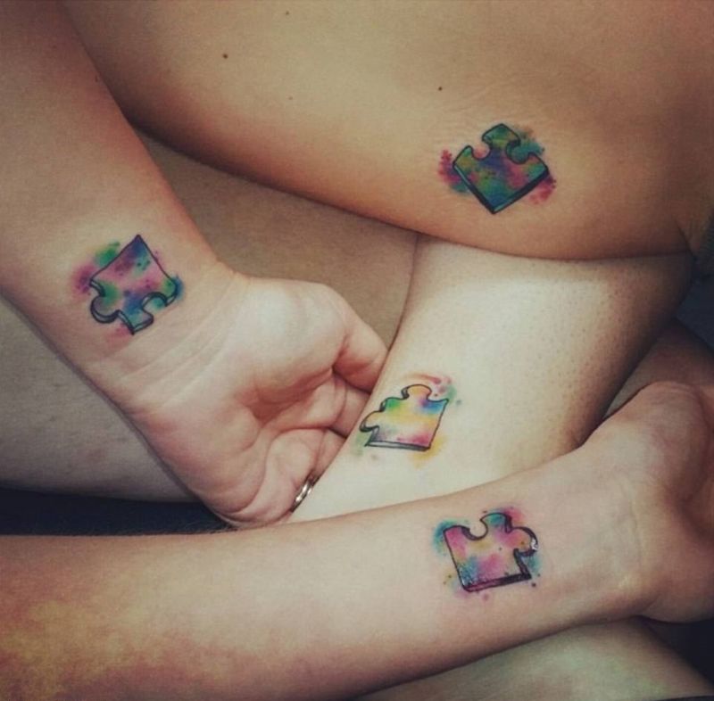 Групповые татуировки настоящих друзей