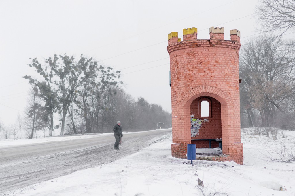 Советские автобусные остановки в объективе канадского фотографа