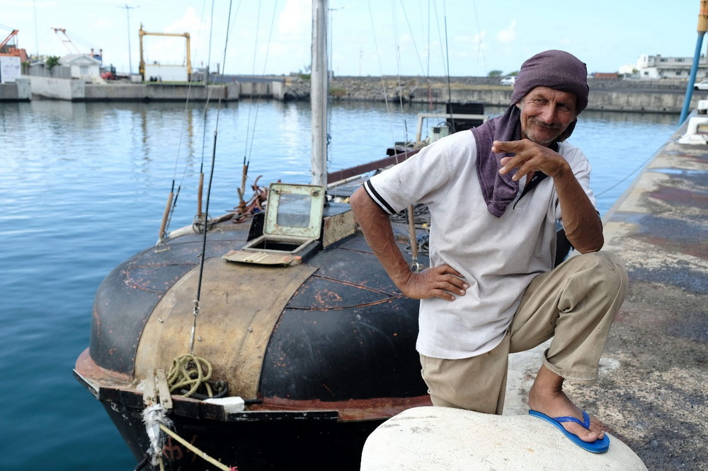 Польский моряк с кошкой 7 месяцев дрейфовал в Индийском океане
