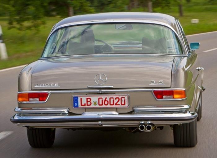 Классический Mercedes-Benz с современным сердцем