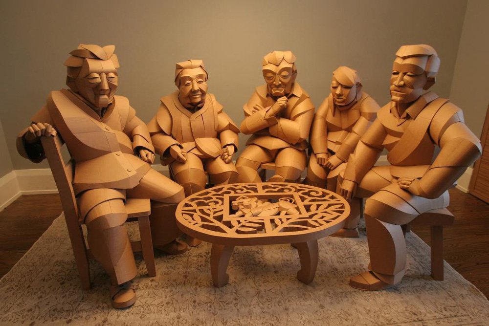 Картонные скульптуры жителей китайской деревни