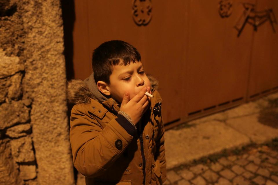Курящие дети фото