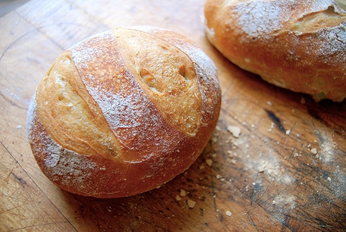 Как подольше сохранить хлеб свежим