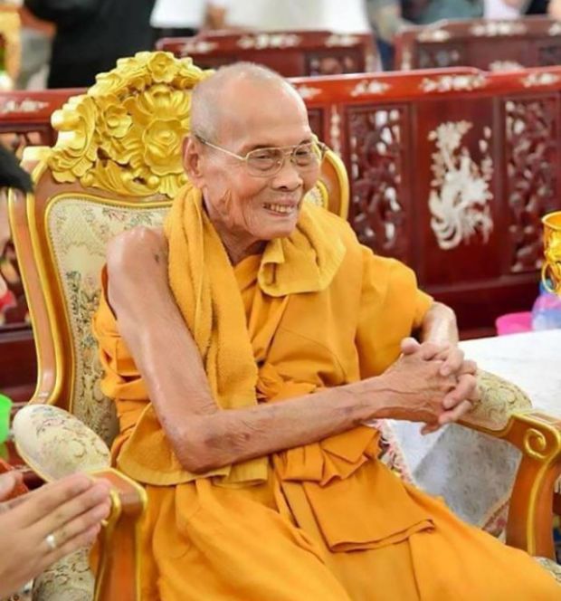 Буддийский монах начал улыбаться после собственной смерти